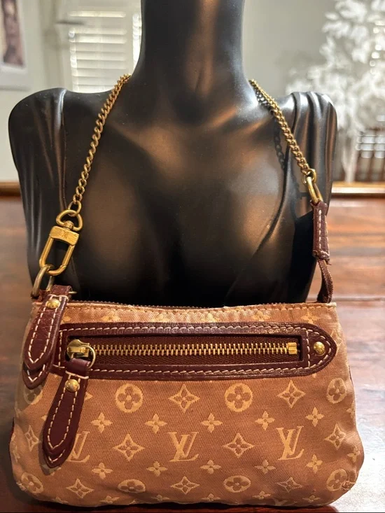 LOUIS VUITTON Monogram Idylle Mini Pochette - Picture 1 of 12